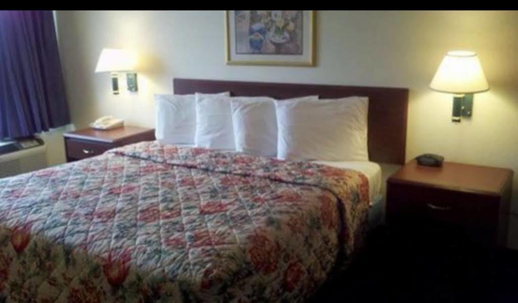 Red Roof Inn & Suites Dover Downtown Habitación foto
